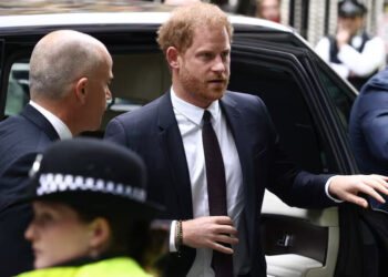 ACUSAN AL PRÍNCIPE HARRY DE DESTRUIR EVIDENCIAS EN JUICIO POR PRIVACIDAD