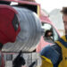 HUGH JACKMAN SALVÓ A RYAN REYNOLDS EN ESCENA DE ACCIÓN DE “DEADPOOL”