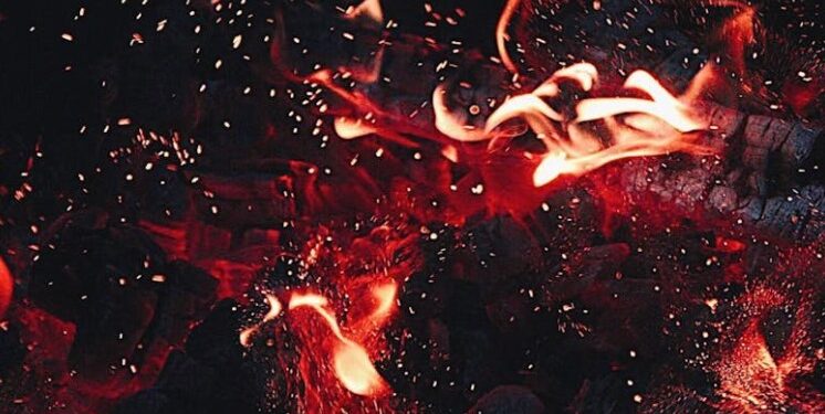 DESALOJAN RESTAURANTES POR INCENDIO EN DISTRITO 1 1 DESALOJAN RESTAURANTES POR INCENDIO EN DISTRITO 1