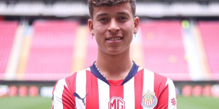 FIDEL BARAJAS SE INCORPORA A CHIVAS