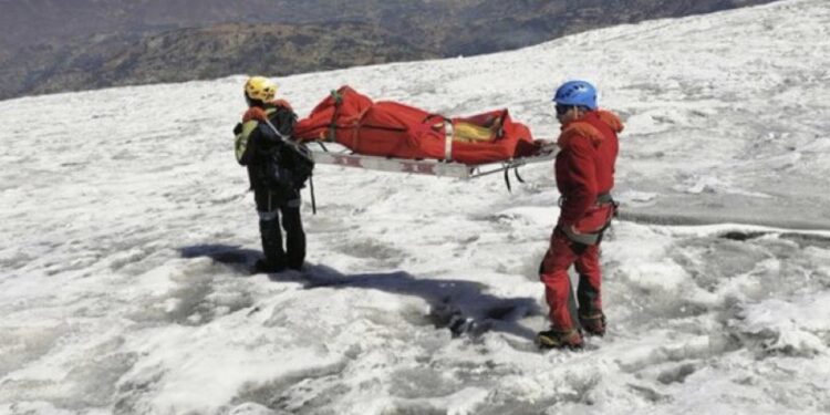 DESCUBREN MOMIA DE ESTADOUNIDENSE DESAPARECIDO EN MONTE HUASCARÁN 1 DESCUBREN MOMIA DE ESTADOUNIDENSE DESAPARECIDO EN MONTE HUASCARÁN