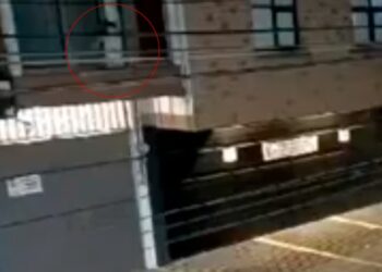 BEBÉ SOBREVIVE TRAS CAER DESDE UN BALCÓN EN PUEBLA