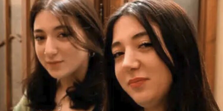 MILAGRO DIGITAL: GEMELAS SEPARADAS AL NACER SE REENCUENTRAN GRACIAS A TIKTOK 1 MILAGRO DIGITAL: GEMELAS SEPARADAS AL NACER SE REENCUENTRAN GRACIAS A TIKTOK