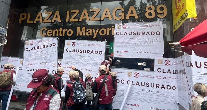 DE RÉPLICAS DE ARMAS HASTA PRUEBAS PARA DETECTAR COCAÍNA: ¿QUÉ ARTÍCULOS ILEGALES SE VENDÍAN EN PLAZA IZAZAGA 89? 1 DE RÉPLICAS DE ARMAS HASTA PRUEBAS PARA DETECTAR COCAÍNA: ¿QUÉ ARTÍCULOS ILEGALES SE VENDÍAN EN PLAZA IZAZAGA 89?