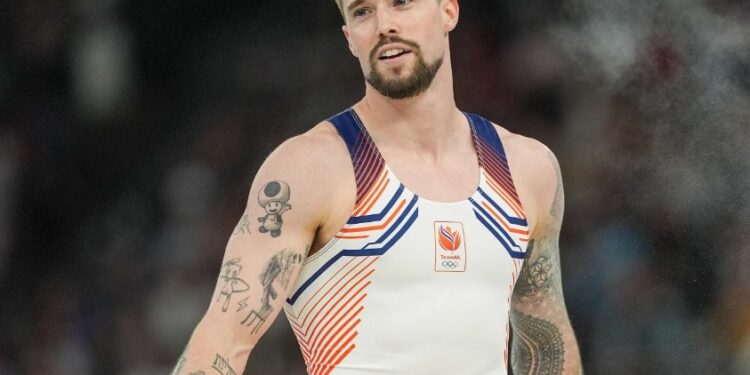 CASIMIR SCHMIDT: GIMNASTA HOLANDÉS DESTACA POR SUS TATUAJES EN PARIS 2024