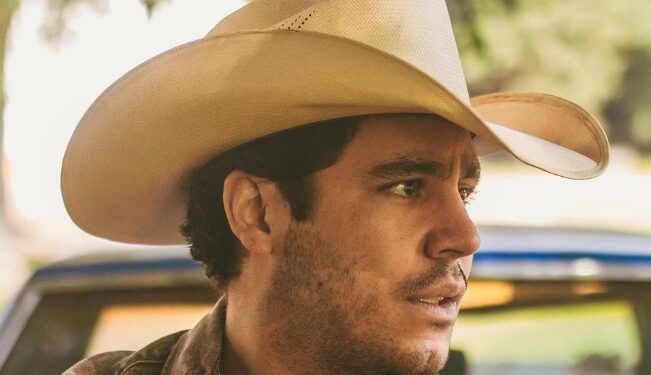 EDUARDO CAPETILLO LLORA POR COMPROMISO DE SU HIJA ALEJANDRA 1 EDUARDO CAPETILLO LLORA POR COMPROMISO DE SU HIJA ALEJANDRA