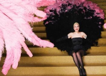 LADY GAGA IMPRESIONA EN LA INAUGURACIÓN DE PARÍS 2024