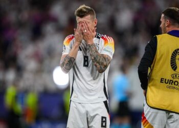 ¡ADIÓS TONI KROOS! EL LEGADO DE UN MEDIOCAMPISTA LEGENDARIO