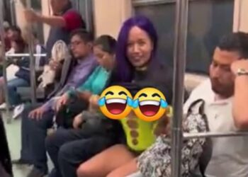 MUJER LUNA BELLA ESCANDALIZA AL GRABAR VIDEO PROHIBIDO EN EL METRO DE CDMX