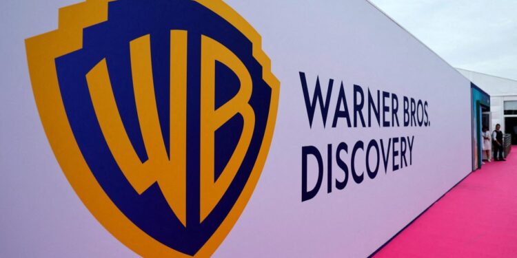 WARNER BROS. BUSCA EXTRAS LATINOS PARA PELÍCULA EN SAN DIEGO