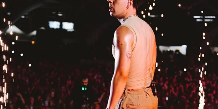 QUEVEDO SORPRENDE CON CAMBIO FÍSICO TRAS AUSENCIA EN REDES 1 QUEVEDO SORPRENDE CON CAMBIO FÍSICO TRAS AUSENCIA EN REDES