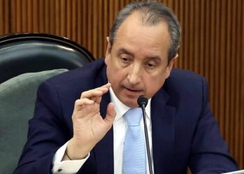 FINANZAS DE NL EN VERDE; PAGA ESTADO MENOS SOBRETASA 5 FINANZAS DE NL EN VERDE; PAGA ESTADO MENOS SOBRETASA