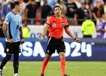 VAR ANULA GOL QUE DIO EL TRIUNFO A URUGUAY ANTE ESTADOS UNIDOS