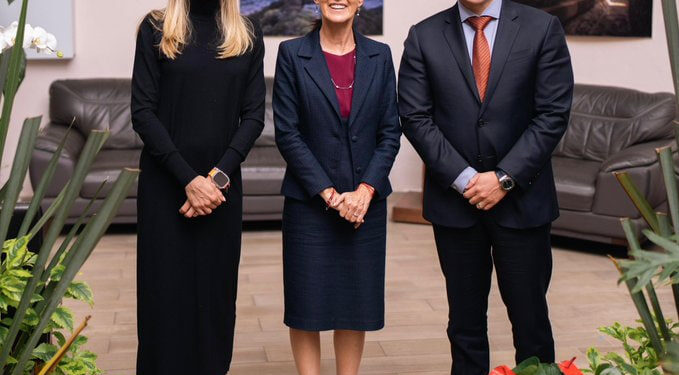 RECIBE SHEINBAUM A SAMUEL Y MARIANA 1 RECIBE SHEINBAUM A SAMUEL Y MARIANA