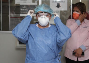 REGRESAN A HOSPITALES CUBREBOCAS POR COVID