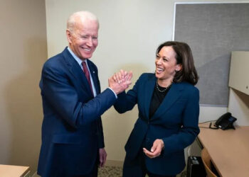 RENUNCIA BIDEN A CANDIDATURA PRESIDENCIAL; RESPALDA A KAMALA