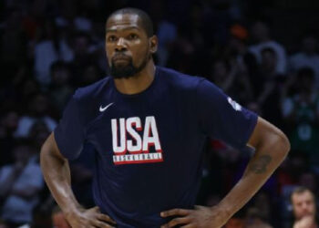 KEVIN DURANT PIERDE AMISTOSO PERO PERMANECERÁ EN TEAM USA PARA LOS OLÍMPICOS