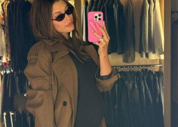 HAILEY BIEBER CONFIESA POR QUÉ OCULTÓ SU EMBARAZO DURANTE 6 MESES