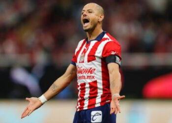 CHICHARITO: “ME LLEVARON AL REAL MADRID POR COSAS POLÍTICAS”