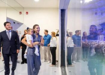 INAUGURA SAMUEL ACUARIO EN MONTERREY