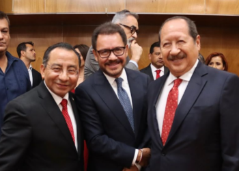 VA MORENA POR RENOVACIÓNTOTAL DE MINISTROS