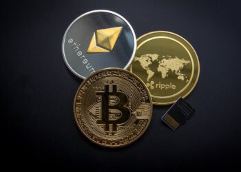 BITCOIN Y ETHER SE DESPLOMAN POR TEMOR A RECESIÓN EN ESTADOS UNIDOS
