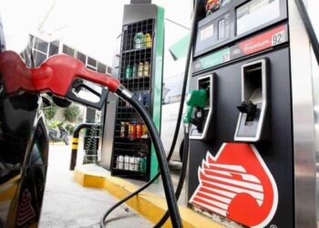 LLEGA GASOLINA ROJA A $28 PESOS EN NL; PREVÉN REBASE LOS $30