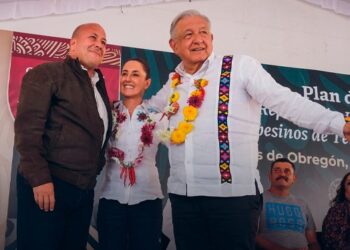 RECATAN SHEINBAUM Y AMLOA ALFARO DE RECHIFLAS