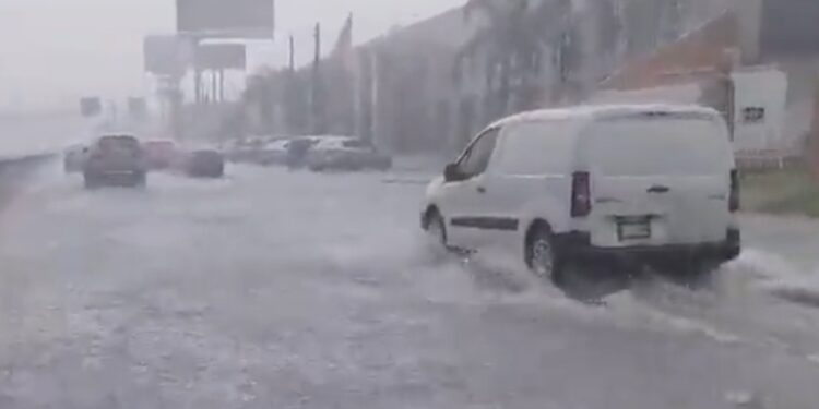 CIERRES E INUNDACIONES POR LLUVIAS EN LA CIUDAD 1 CIERRES E INUNDACIONES POR LLUVIAS EN LA CIUDAD
