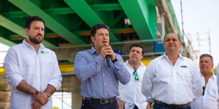 REABREN PAR VIAL EN TIEMPO RÉCORD 1 REABREN PAR VIAL EN TIEMPO RÉCORD