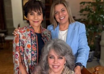 VERÓNICA CASTRO SE RECUPERA Y REAPARECE JUNTO A PATI CHAPOY