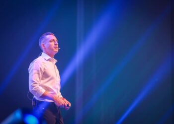 SE DESPIDE COLOSIO DE MONTERREY