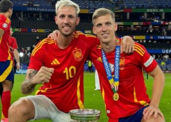 DANI OLMO FIRMA CON EL FC BARCELONA HASTA 2030