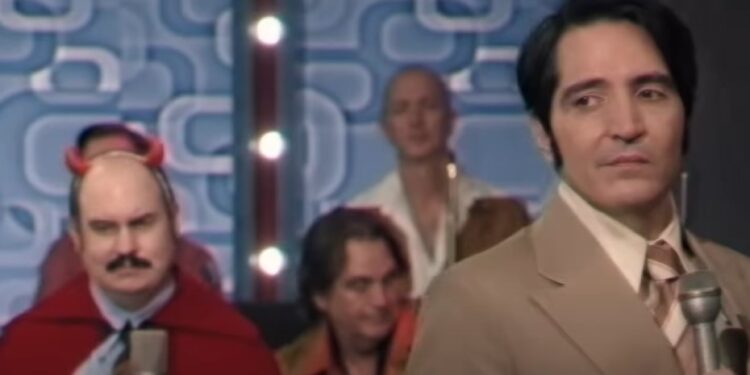 "DE NOCHE CON EL DIABLO" LLEGA A LOS CINES 1 “DE NOCHE CON EL DIABLO” LLEGA A LOS CINES