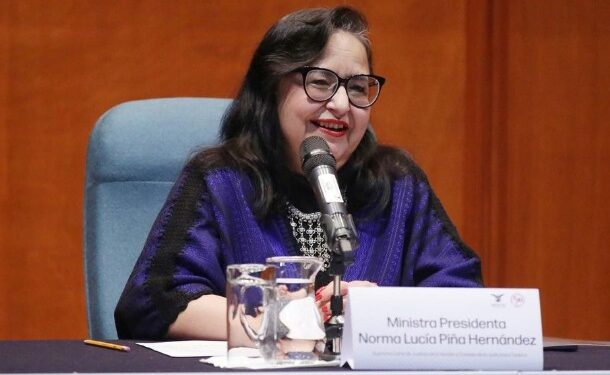 'NO ESTÁS SOLA', RESPALDAN EMPLEADOS DEL PJF A PIÑA ANTE AMENAZA DE JUICIO DE AMLO 1 ‘NO ESTÁS SOLA’, RESPALDAN EMPLEADOS DEL PJF A PIÑA ANTE AMENAZA DE JUICIO DE AMLO