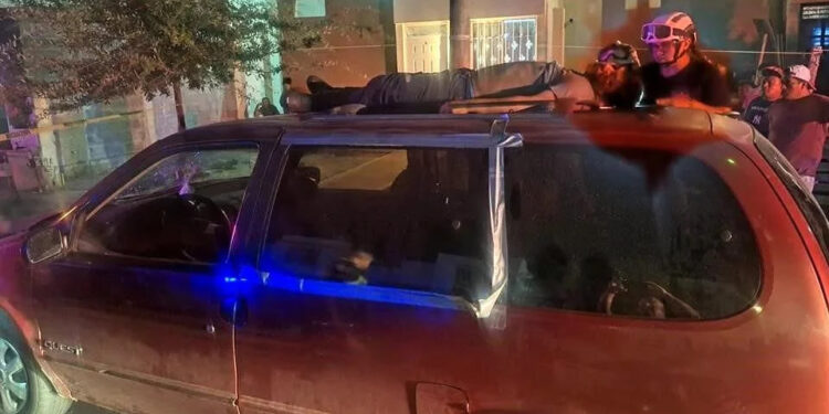 ATROPELLA, MATA Y SE LLEVA CADÁVER EN EL CAPACETE