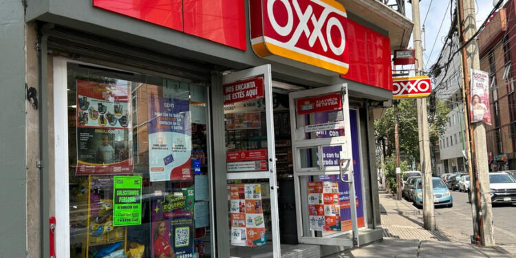 REABREN OXXOS EN NUEVO LAREDO ENMEDIO DE CRISIS