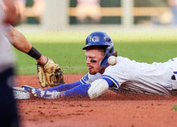 BASES ROBADAS: EL RENACER DE UNA ESTRATEGIA EN LA MLB