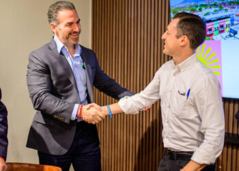 OFRECE ADRIÁN CONTINUIDAD A PLAN DE COLOSIO