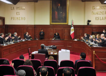 DA CORTE RAZÓN A SAMUEL; QUEDA FISCAL EN SUSPENSO