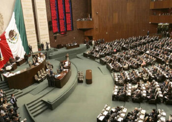 RINDEN PROTESTA DIPUTADOS FEDERALES Y SENADORES