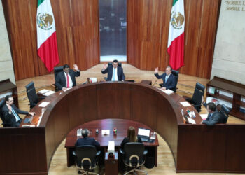 REGRESA TEPJF DOS DIPUTADOS AL PRI