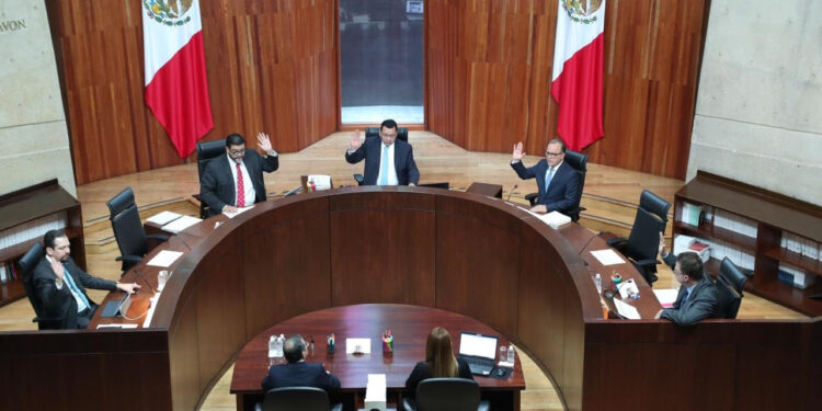 REGRESA TEPJF DOS DIPUTADOS AL PRI 1 REGRESA TEPJF DOS DIPUTADOS AL PRI