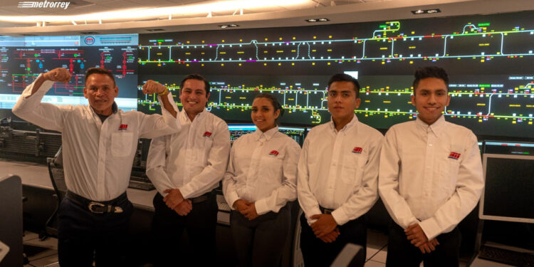 CONTRATA METRORREY A 'KONAN BIG' 1 CONTRATA METRORREY A ‘KONAN BIG’