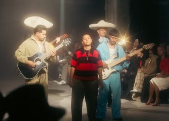 YAHRITZA Y SU ESENCIA: CONTROVERSIA POR MENSAJE DE INDEPENDENCIA