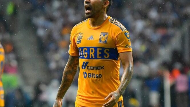 JAVIER AQUINO RENUEVA CONTRATO CON TIGRES HASTA 2025 1 JAVIER AQUINO RENUEVA CONTRATO CON TIGRES HASTA 2025