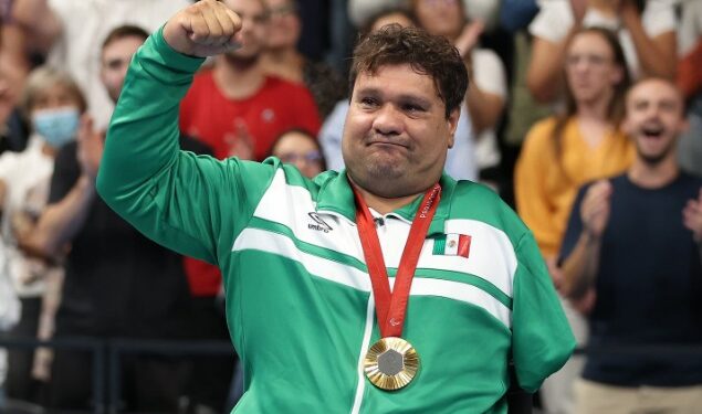 CASTORENA GANA ORO PARA MÉXICO 1 CASTORENA GANA ORO PARA MÉXICO