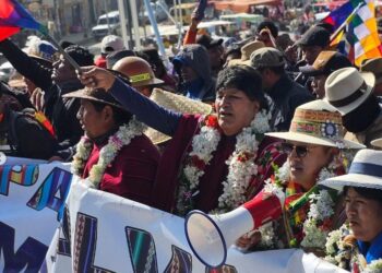 EVO MORALES EXIGE CAMBIOS EN EL GOBIERNO DE LUIS ARCE