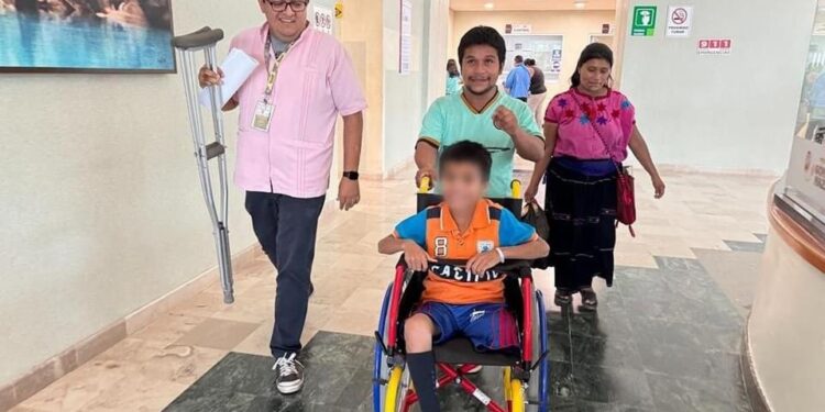 NIÑO PIERDE LA PIERNA POR SALVAR A HERMANITA DE ATAQUE DE SERPIENTE 1 NIÑO PIERDE LA PIERNA POR SALVAR A HERMANITA DE ATAQUE DE SERPIENTE