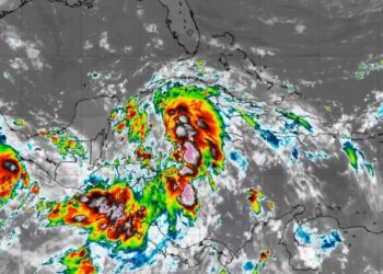 CICLONES TROPICALES AMENAZAN AL SUR DE MÉXICO